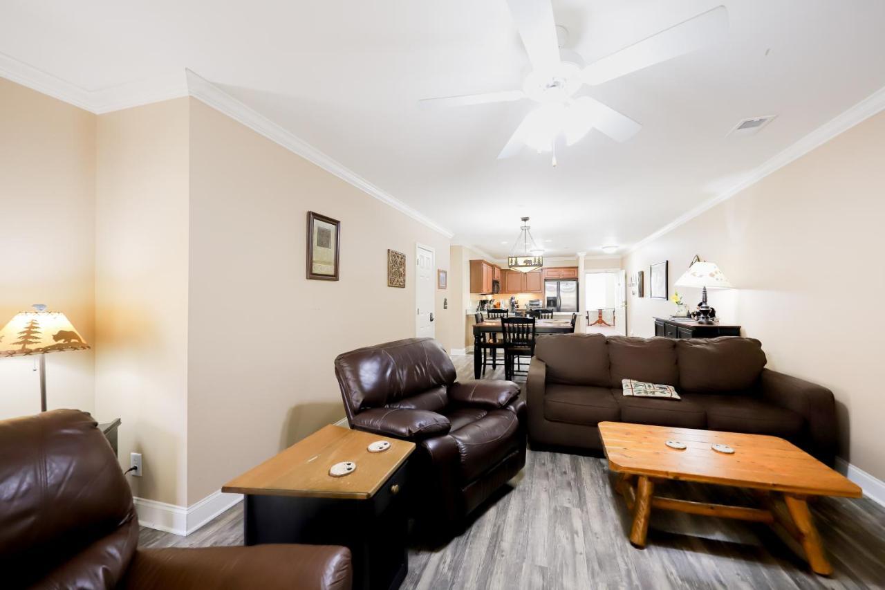 The Bears Den Apartment Helen Bagian luar foto